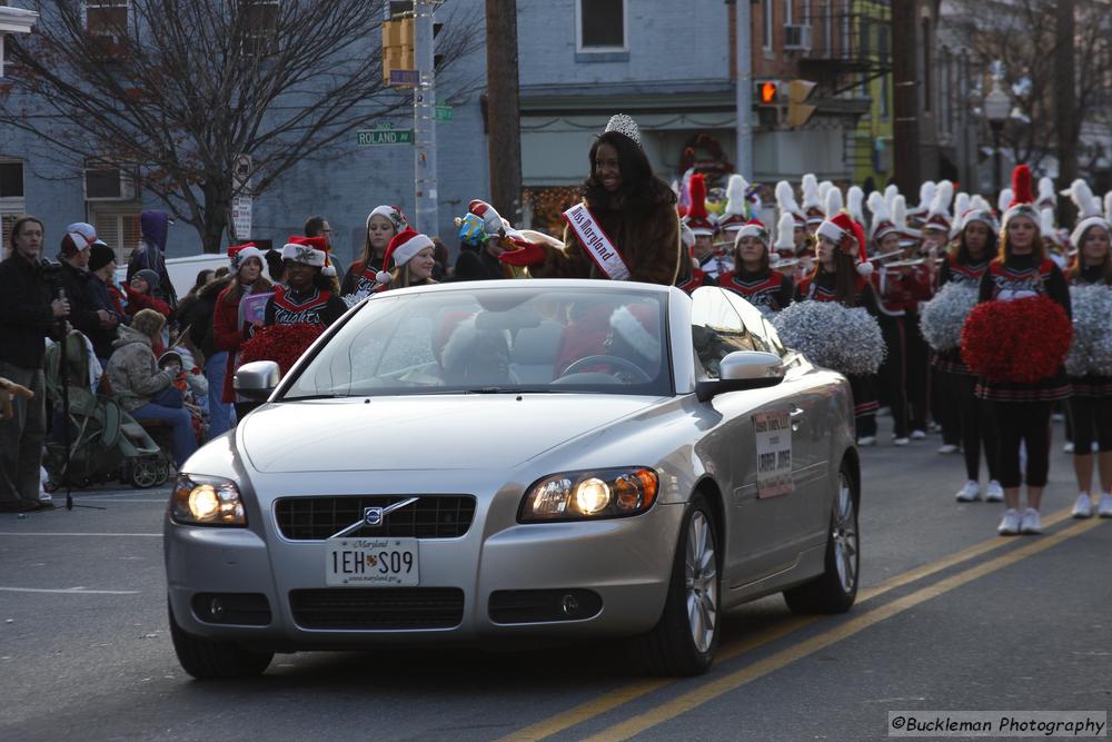 37th Annual Mayors Christmas Parade 2009\nPhotography by: Buckleman Photography\nall images ©2009 Buckleman Photography\nThe images displayed here are of low resolution;\nReprints available,  please contact us: \ngerard@bucklemanphotography.com\n410.608.7990\nbucklemanphotography.com\n3763.CR2