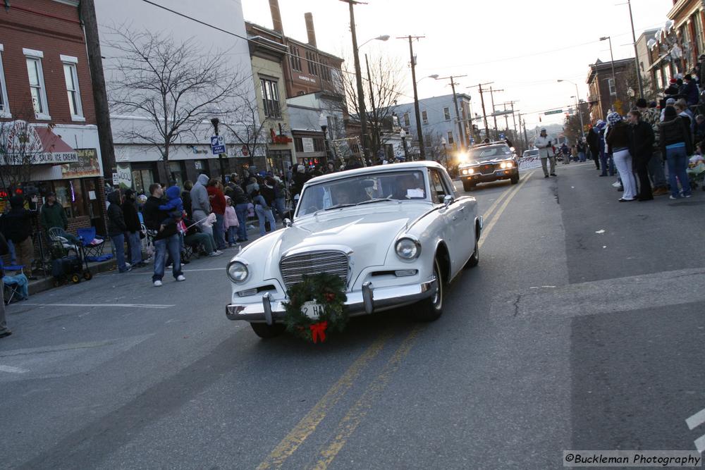 37th Annual Mayors Christmas Parade 2009\nPhotography by: Buckleman Photography\nall images ©2009 Buckleman Photography\nThe images displayed here are of low resolution;\nReprints available,  please contact us: \ngerard@bucklemanphotography.com\n410.608.7990\nbucklemanphotography.com\n1698.CR2