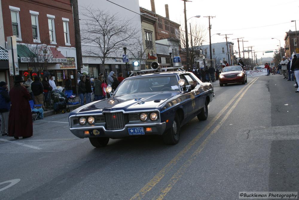 37th Annual Mayors Christmas Parade 2009\nPhotography by: Buckleman Photography\nall images ©2009 Buckleman Photography\nThe images displayed here are of low resolution;\nReprints available,  please contact us: \ngerard@bucklemanphotography.com\n410.608.7990\nbucklemanphotography.com\n1700.CR2