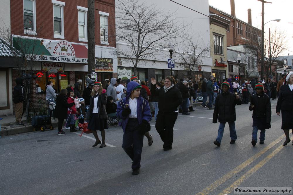 37th Annual Mayors Christmas Parade 2009\nPhotography by: Buckleman Photography\nall images ©2009 Buckleman Photography\nThe images displayed here are of low resolution;\nReprints available,  please contact us: \ngerard@bucklemanphotography.com\n410.608.7990\nbucklemanphotography.com\n1717.CR2