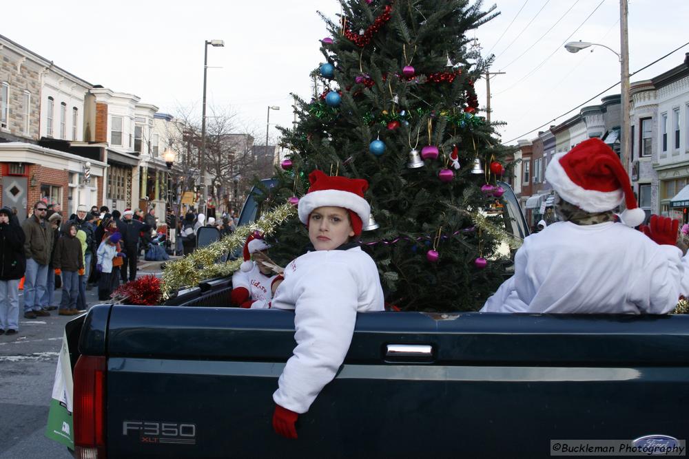 37th Annual Mayors Christmas Parade 2009\nPhotography by: Buckleman Photography\nall images ©2009 Buckleman Photography\nThe images displayed here are of low resolution;\nReprints available,  please contact us: \ngerard@bucklemanphotography.com\n410.608.7990\nbucklemanphotography.com\n1725.CR2