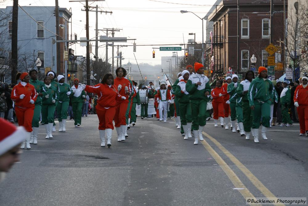 37th Annual Mayors Christmas Parade 2009\nPhotography by: Buckleman Photography\nall images ©2009 Buckleman Photography\nThe images displayed here are of low resolution;\nReprints available,  please contact us: \ngerard@bucklemanphotography.com\n410.608.7990\nbucklemanphotography.com\n1730.CR2