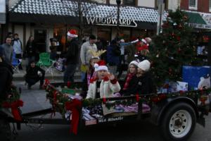 37th Annual Mayors Christmas Parade 2009\nPhotography by: Buckleman Photography\nall images ©2009 Buckleman Photography\nThe images displayed here are of low resolution;\nReprints available,  please contact us: \ngerard@bucklemanphotography.com\n410.608.7990\nbucklemanphotography.com\n1740.CR2