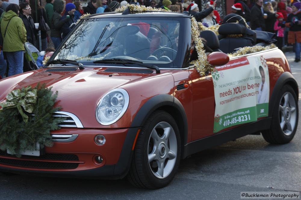 37th Annual Mayors Christmas Parade 2009\nPhotography by: Buckleman Photography\nall images ©2009 Buckleman Photography\nThe images displayed here are of low resolution;\nReprints available,  please contact us: \ngerard@bucklemanphotography.com\n410.608.7990\nbucklemanphotography.com\n3817.CR2