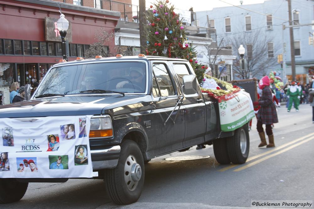 37th Annual Mayors Christmas Parade 2009\nPhotography by: Buckleman Photography\nall images ©2009 Buckleman Photography\nThe images displayed here are of low resolution;\nReprints available,  please contact us: \ngerard@bucklemanphotography.com\n410.608.7990\nbucklemanphotography.com\n3818.CR2