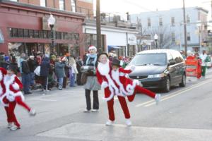 37th Annual Mayors Christmas Parade 2009\nPhotography by: Buckleman Photography\nall images ©2009 Buckleman Photography\nThe images displayed here are of low resolution;\nReprints available,  please contact us: \ngerard@bucklemanphotography.com\n410.608.7990\nbucklemanphotography.com\n3821.CR2