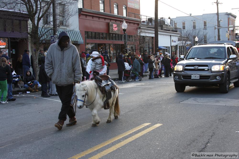 37th Annual Mayors Christmas Parade 2009\nPhotography by: Buckleman Photography\nall images ©2009 Buckleman Photography\nThe images displayed here are of low resolution;\nReprints available,  please contact us: \ngerard@bucklemanphotography.com\n410.608.7990\nbucklemanphotography.com\n3834.CR2