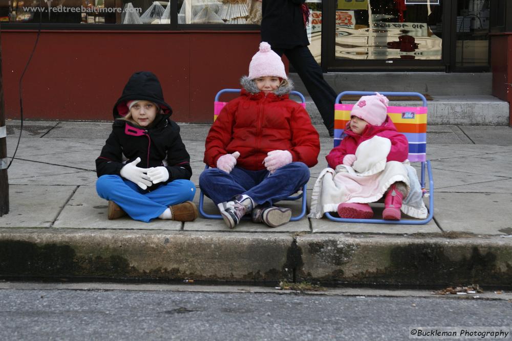 37th Annual Mayors Christmas Parade 2009\nPhotography by: Buckleman Photography\nall images ©2009 Buckleman Photography\nThe images displayed here are of low resolution;\nReprints available,  please contact us: \ngerard@bucklemanphotography.com\n410.608.7990\nbucklemanphotography.com\n0984.CR2