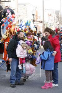 37th Annual Mayors Christmas Parade 2009\nPhotography by: Buckleman Photography\nall images ©2009 Buckleman Photography\nThe images displayed here are of low resolution;\nReprints available,  please contact us: \ngerard@bucklemanphotography.com\n410.608.7990\nbucklemanphotography.com\n1024.CR2