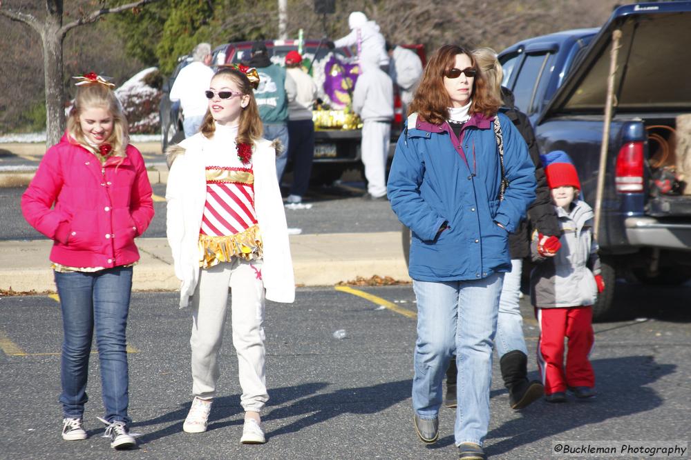 37th Annual Mayors Christmas Parade 2009\nPhotography by: Buckleman Photography\nall images ©2009 Buckleman Photography\nThe images displayed here are of low resolution;\nReprints available,  please contact us: \ngerard@bucklemanphotography.com\n410.608.7990\nbucklemanphotography.com\n3268.CR2