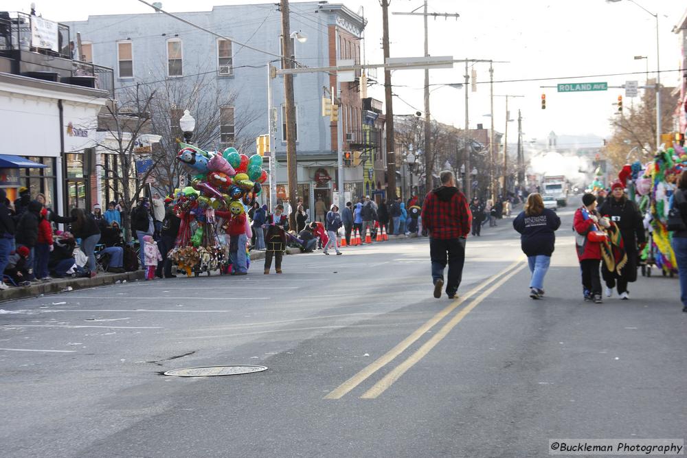 37th Annual Mayors Christmas Parade 2009\nPhotography by: Buckleman Photography\nall images ©2009 Buckleman Photography\nThe images displayed here are of low resolution;\nReprints available,  please contact us: \ngerard@bucklemanphotography.com\n410.608.7990\nbucklemanphotography.com\n3323.CR2