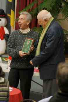 Mayors Christmas Parade Dinner 2010\nPhotography by: Buckleman Photography\nall images ©2010 Buckleman Photography\nThe images displayed here are of low resolution;\nReprints available, please contact us: \ngerard@bucklemanphotography.com\n410.608.7990\nbucklemanphotography.com\n911C.jpg