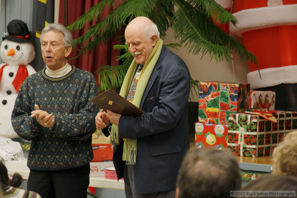 Mayors Christmas Parade Dinner 2010\nPhotography by: Buckleman Photography\nall images ©2010 Buckleman Photography\nThe images displayed here are of low resolution;\nReprints available, please contact us: \ngerard@bucklemanphotography.com\n410.608.7990\nbucklemanphotography.com\n915C.jpg