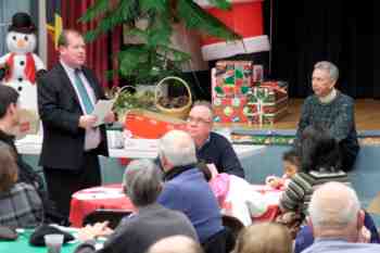 Mayors Christmas Parade Dinner 2010\nPhotography by: Buckleman Photography\nall images ©2010 Buckleman Photography\nThe images displayed here are of low resolution;\nReprints available, please contact us: \ngerard@bucklemanphotography.com\n410.608.7990\nbucklemanphotography.com\n9183.jpg