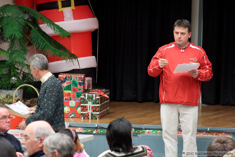 Mayors Christmas Parade Dinner 2010\nPhotography by: Buckleman Photography\nall images ©2010 Buckleman Photography\nThe images displayed here are of low resolution;\nReprints available, please contact us: \ngerard@bucklemanphotography.com\n410.608.7990\nbucklemanphotography.com\n9204.jpg