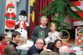 Mayors Christmas Parade Dinner 2010\nPhotography by: Buckleman Photography\nall images ©2010 Buckleman Photography\nThe images displayed here are of low resolution;\nReprints available, please contact us: \ngerard@bucklemanphotography.com\n410.608.7990\nbucklemanphotography.com\n9272.jpg