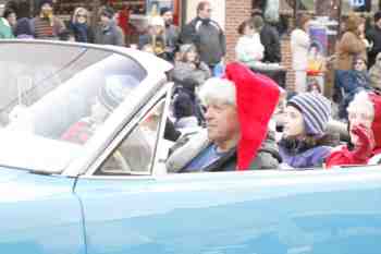 Mayors Christmas Parade 2010\nPhotography by: Buckleman Photography\nall images ©2010 Buckleman Photography\nThe images displayed here are of low resolution;\nReprints available, please contact us: \ngerard@bucklemanphotography.com\n410.608.7990\nbucklemanphotography.com\n1118.jpg