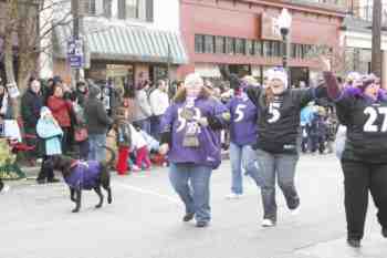 Mayors Christmas Parade 2010\nPhotography by: Buckleman Photography\nall images ©2010 Buckleman Photography\nThe images displayed here are of low resolution;\nReprints available, please contact us: \ngerard@bucklemanphotography.com\n410.608.7990\nbucklemanphotography.com\n1134.jpg