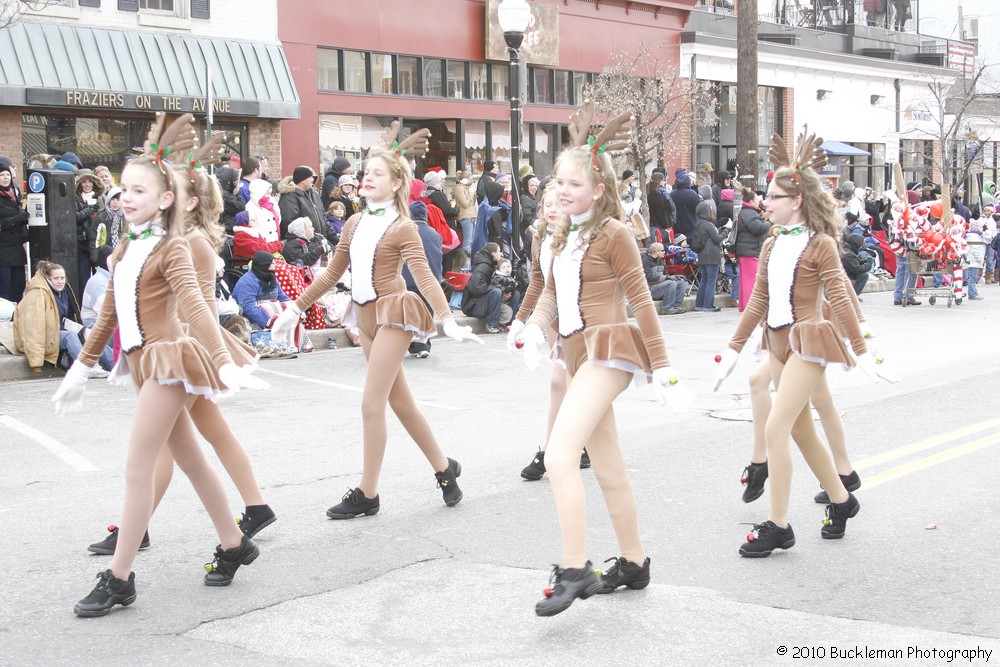 Mayors Christmas Parade 2010\nPhotography by: Buckleman Photography\nall images ©2010 Buckleman Photography\nThe images displayed here are of low resolution;\nReprints available, please contact us: \ngerard@bucklemanphotography.com\n410.608.7990\nbucklemanphotography.com\n1160.jpg