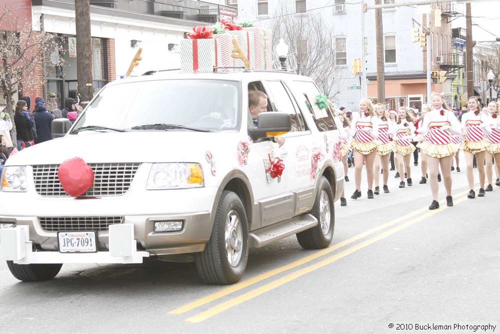 Mayors Christmas Parade 2010\nPhotography by: Buckleman Photography\nall images ©2010 Buckleman Photography\nThe images displayed here are of low resolution;\nReprints available, please contact us: \ngerard@bucklemanphotography.com\n410.608.7990\nbucklemanphotography.com\n1161.jpg