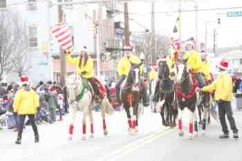 Mayors Christmas Parade 2010\nPhotography by: Buckleman Photography\nall images ©2010 Buckleman Photography\nThe images displayed here are of low resolution;\nReprints available, please contact us: \ngerard@bucklemanphotography.com\n410.608.7990\nbucklemanphotography.com\n1182.jpg