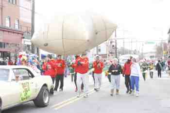 Mayors Christmas Parade 2010\nPhotography by: Buckleman Photography\nall images ©2010 Buckleman Photography\nThe images displayed here are of low resolution;\nReprints available, please contact us: \ngerard@bucklemanphotography.com\n410.608.7990\nbucklemanphotography.com\n1233.jpg