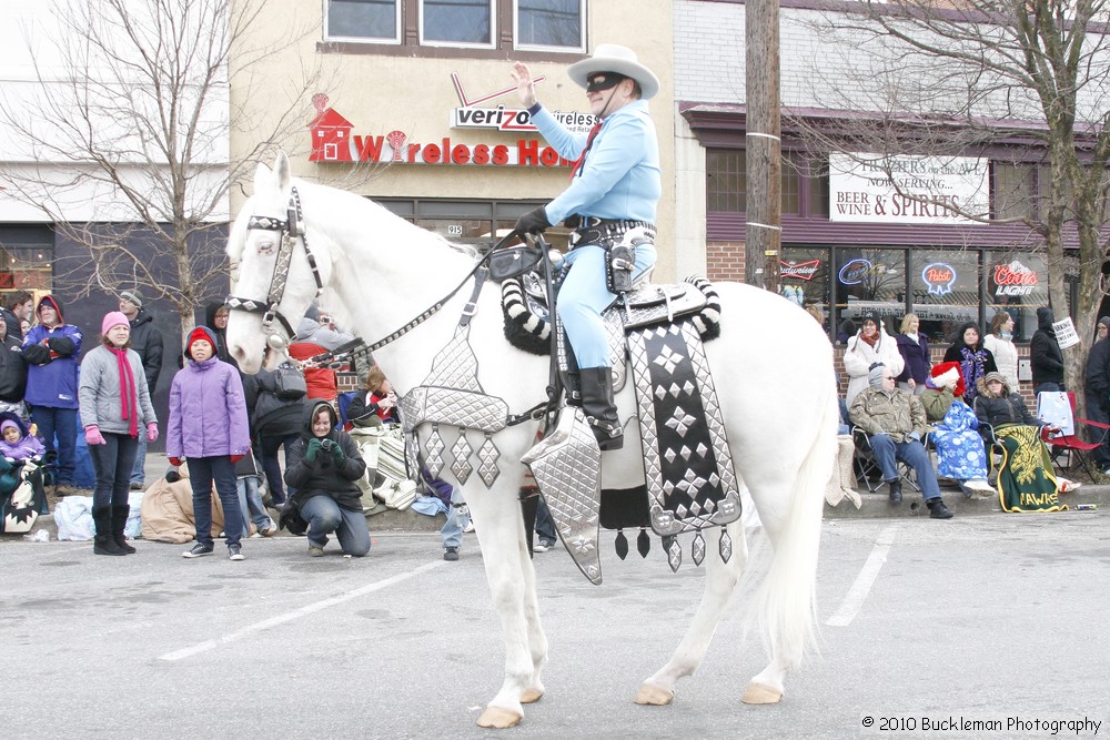 Mayors Christmas Parade 2010\nPhotography by: Buckleman Photography\nall images ©2010 Buckleman Photography\nThe images displayed here are of low resolution;\nReprints available, please contact us: \ngerard@bucklemanphotography.com\n410.608.7990\nbucklemanphotography.com\n1254.jpg