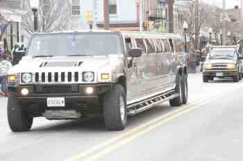 Mayors Christmas Parade 2010\nPhotography by: Buckleman Photography\nall images ©2010 Buckleman Photography\nThe images displayed here are of low resolution;\nReprints available, please contact us: \ngerard@bucklemanphotography.com\n410.608.7990\nbucklemanphotography.com\n1263.jpg