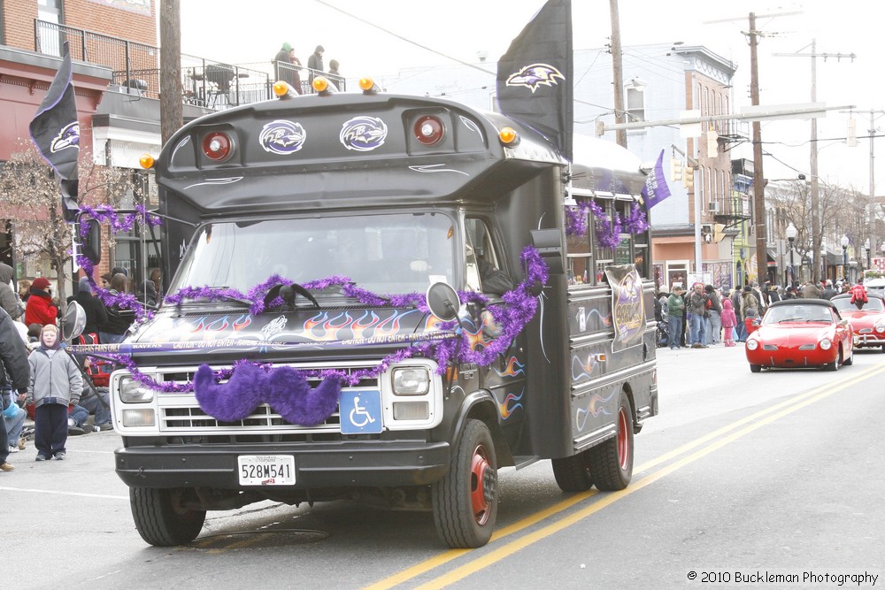 Mayors Christmas Parade 2010\nPhotography by: Buckleman Photography\nall images ©2010 Buckleman Photography\nThe images displayed here are of low resolution;\nReprints available, please contact us: \ngerard@bucklemanphotography.com\n410.608.7990\nbucklemanphotography.com\n1267.jpg