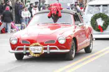 Mayors Christmas Parade 2010\nPhotography by: Buckleman Photography\nall images ©2010 Buckleman Photography\nThe images displayed here are of low resolution;\nReprints available, please contact us: \ngerard@bucklemanphotography.com\n410.608.7990\nbucklemanphotography.com\n1269.jpg