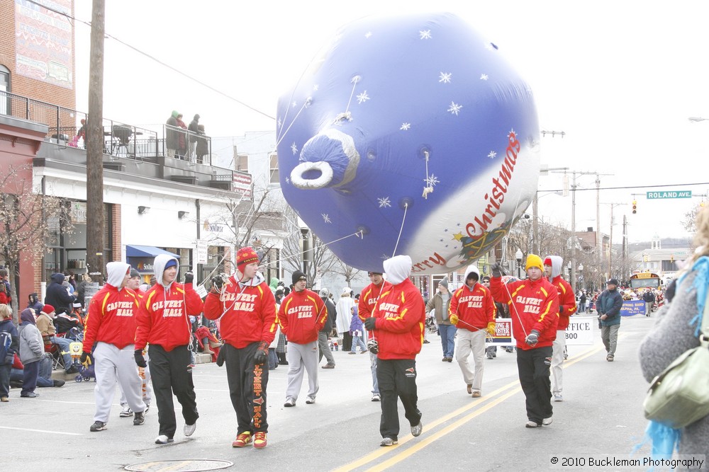 Mayors Christmas Parade 2010\nPhotography by: Buckleman Photography\nall images ©2010 Buckleman Photography\nThe images displayed here are of low resolution;\nReprints available, please contact us: \ngerard@bucklemanphotography.com\n410.608.7990\nbucklemanphotography.com\n1277.jpg