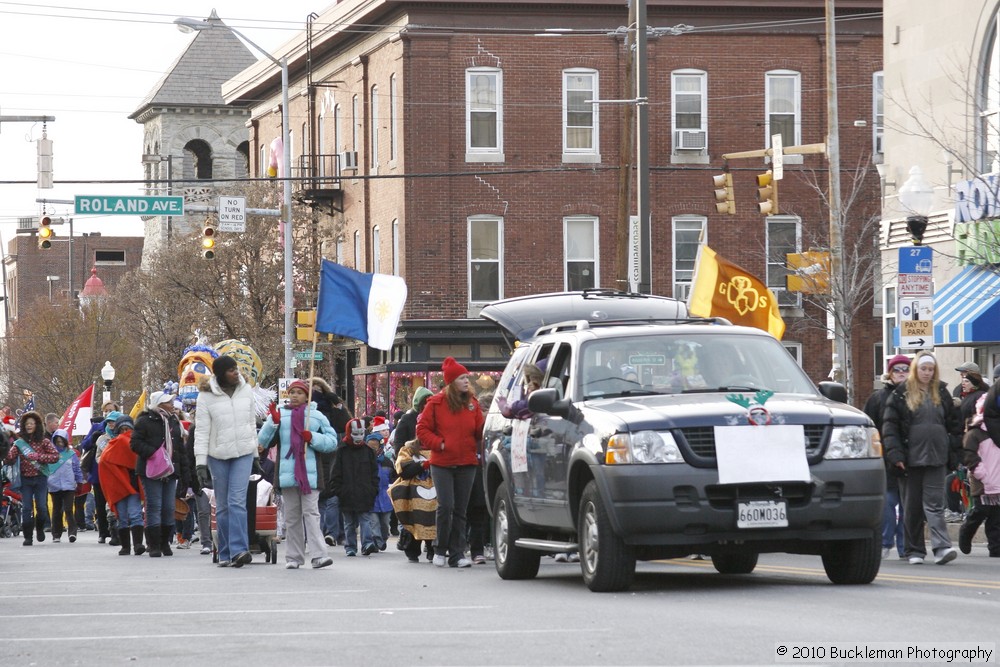 Mayors Christmas Parade 2010\nPhotography by: Buckleman Photography\nall images ©2010 Buckleman Photography\nThe images displayed here are of low resolution;\nReprints available, please contact us: \ngerard@bucklemanphotography.com\n410.608.7990\nbucklemanphotography.com\n1297.jpg