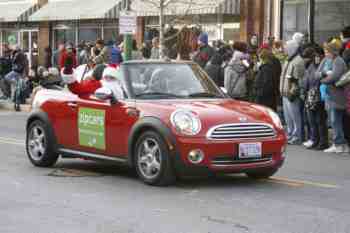 Mayors Christmas Parade 2010\nPhotography by: Buckleman Photography\nall images ©2010 Buckleman Photography\nThe images displayed here are of low resolution;\nReprints available, please contact us: \ngerard@bucklemanphotography.com\n410.608.7990\nbucklemanphotography.com\n1300.jpg