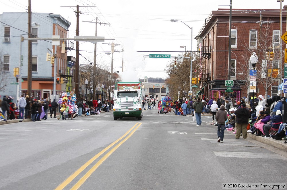 Mayors Christmas Parade 2010\nPhotography by: Buckleman Photography\nall images ©2010 Buckleman Photography\nThe images displayed here are of low resolution;\nReprints available, please contact us: \ngerard@bucklemanphotography.com\n410.608.7990\nbucklemanphotography.com\n9461.jpg