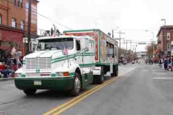 Mayors Christmas Parade 2010\nPhotography by: Buckleman Photography\nall images ©2010 Buckleman Photography\nThe images displayed here are of low resolution;\nReprints available, please contact us: \ngerard@bucklemanphotography.com\n410.608.7990\nbucklemanphotography.com\n9463.jpg