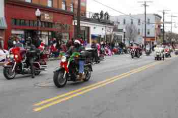 Mayors Christmas Parade 2010\nPhotography by: Buckleman Photography\nall images ©2010 Buckleman Photography\nThe images displayed here are of low resolution;\nReprints available, please contact us: \ngerard@bucklemanphotography.com\n410.608.7990\nbucklemanphotography.com\n9485.jpg