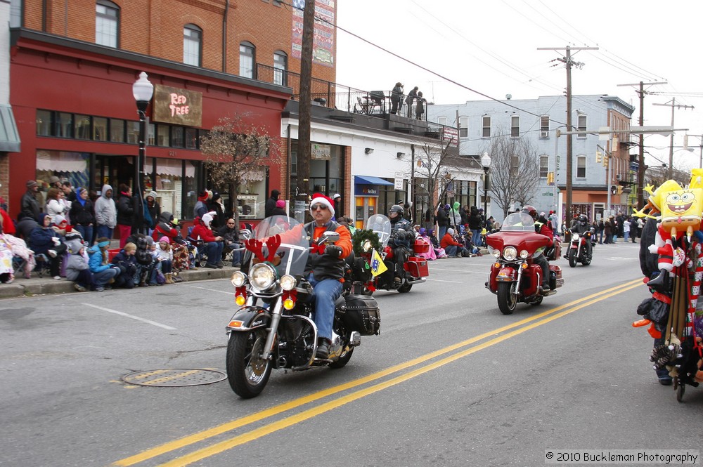 Mayors Christmas Parade 2010\nPhotography by: Buckleman Photography\nall images ©2010 Buckleman Photography\nThe images displayed here are of low resolution;\nReprints available, please contact us: \ngerard@bucklemanphotography.com\n410.608.7990\nbucklemanphotography.com\n9490.jpg