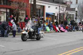 Mayors Christmas Parade 2010\nPhotography by: Buckleman Photography\nall images ©2010 Buckleman Photography\nThe images displayed here are of low resolution;\nReprints available, please contact us: \ngerard@bucklemanphotography.com\n410.608.7990\nbucklemanphotography.com\n9504.jpg