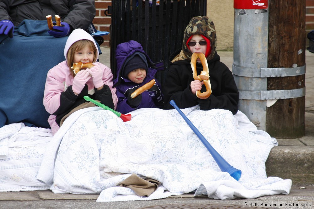 Mayors Christmas Parade 2010\nPhotography by: Buckleman Photography\nall images ©2010 Buckleman Photography\nThe images displayed here are of low resolution;\nReprints available, please contact us: \ngerard@bucklemanphotography.com\n410.608.7990\nbucklemanphotography.com\n9512.jpg