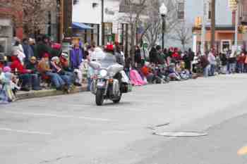 Mayors Christmas Parade 2010\nPhotography by: Buckleman Photography\nall images ©2010 Buckleman Photography\nThe images displayed here are of low resolution;\nReprints available, please contact us: \ngerard@bucklemanphotography.com\n410.608.7990\nbucklemanphotography.com\n9523.jpg