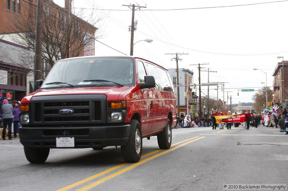 Mayors Christmas Parade 2010\nPhotography by: Buckleman Photography\nall images ©2010 Buckleman Photography\nThe images displayed here are of low resolution;\nReprints available, please contact us: \ngerard@bucklemanphotography.com\n410.608.7990\nbucklemanphotography.com\n9578.jpg