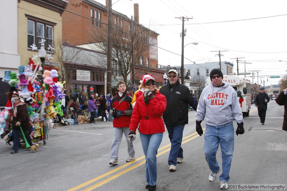 Mayors Christmas Parade 2010\nPhotography by: Buckleman Photography\nall images ©2010 Buckleman Photography\nThe images displayed here are of low resolution;\nReprints available, please contact us: \ngerard@bucklemanphotography.com\n410.608.7990\nbucklemanphotography.com\n9602.jpg