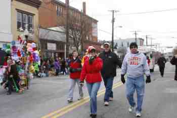 Mayors Christmas Parade 2010\nPhotography by: Buckleman Photography\nall images ©2010 Buckleman Photography\nThe images displayed here are of low resolution;\nReprints available, please contact us: \ngerard@bucklemanphotography.com\n410.608.7990\nbucklemanphotography.com\n9602.jpg