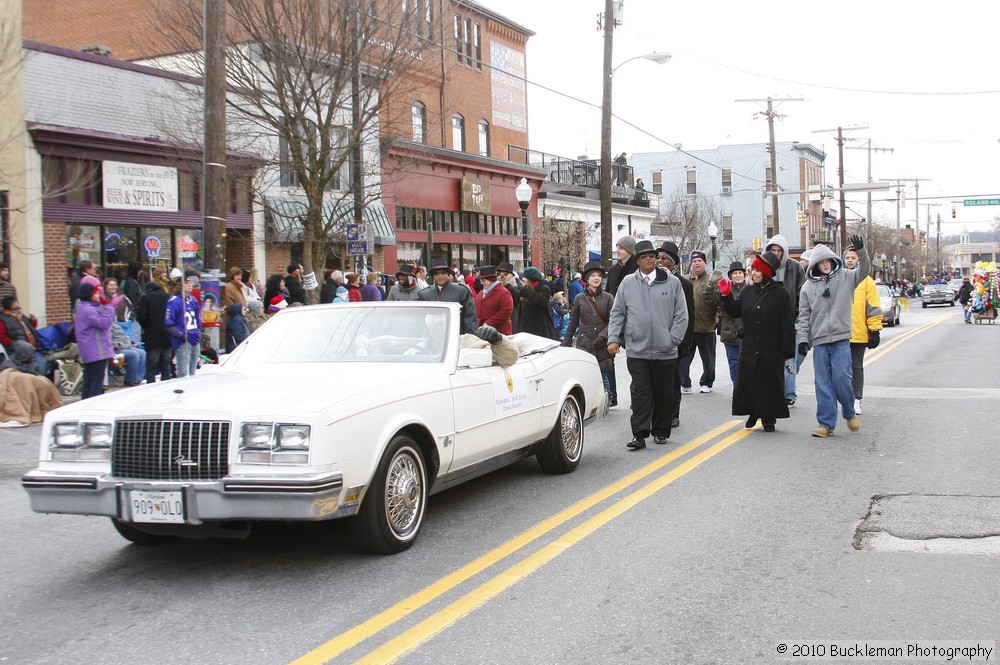 Mayors Christmas Parade 2010\nPhotography by: Buckleman Photography\nall images ©2010 Buckleman Photography\nThe images displayed here are of low resolution;\nReprints available, please contact us: \ngerard@bucklemanphotography.com\n410.608.7990\nbucklemanphotography.com\n9640.jpg