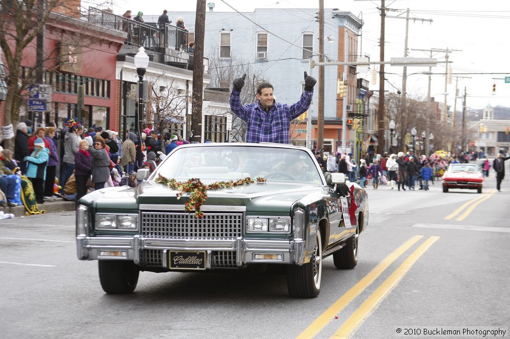 Mayors Christmas Parade 2010\nPhotography by: Buckleman Photography\nall images ©2010 Buckleman Photography\nThe images displayed here are of low resolution;\nReprints available, please contact us: \ngerard@bucklemanphotography.com\n410.608.7990\nbucklemanphotography.com\n9672.jpg