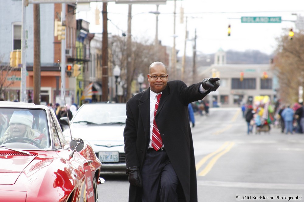 Mayors Christmas Parade 2010\nPhotography by: Buckleman Photography\nall images ©2010 Buckleman Photography\nThe images displayed here are of low resolution;\nReprints available, please contact us: \ngerard@bucklemanphotography.com\n410.608.7990\nbucklemanphotography.com\n9696.jpg