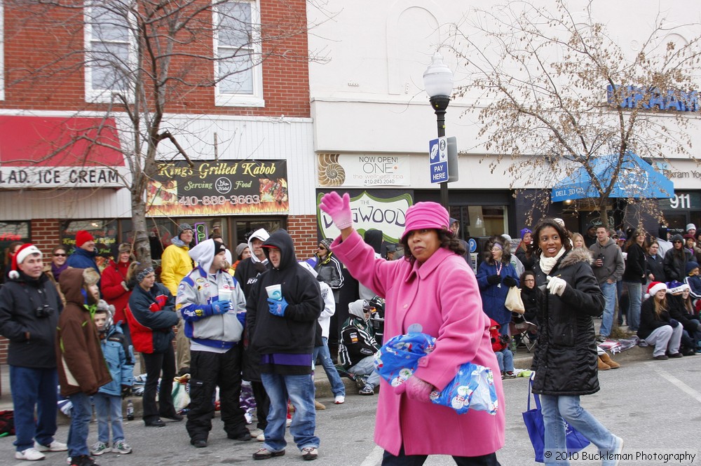 Mayors Christmas Parade 2010\nPhotography by: Buckleman Photography\nall images ©2010 Buckleman Photography\nThe images displayed here are of low resolution;\nReprints available, please contact us: \ngerard@bucklemanphotography.com\n410.608.7990\nbucklemanphotography.com\n9708.jpg