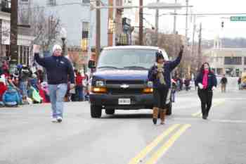 Mayors Christmas Parade 2010\nPhotography by: Buckleman Photography\nall images ©2010 Buckleman Photography\nThe images displayed here are of low resolution;\nReprints available, please contact us: \ngerard@bucklemanphotography.com\n410.608.7990\nbucklemanphotography.com\n9712.jpg