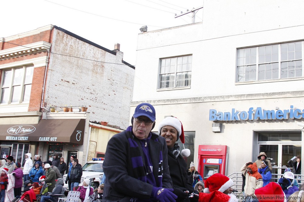 Mayors Christmas Parade 2010\nPhotography by: Buckleman Photography\nall images ©2010 Buckleman Photography\nThe images displayed here are of low resolution;\nReprints available, please contact us: \ngerard@bucklemanphotography.com\n410.608.7990\nbucklemanphotography.com\n9762.jpg