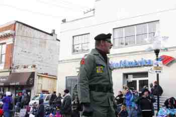 Mayors Christmas Parade 2010\nPhotography by: Buckleman Photography\nall images ©2010 Buckleman Photography\nThe images displayed here are of low resolution;\nReprints available, please contact us: \ngerard@bucklemanphotography.com\n410.608.7990\nbucklemanphotography.com\n9797.jpg